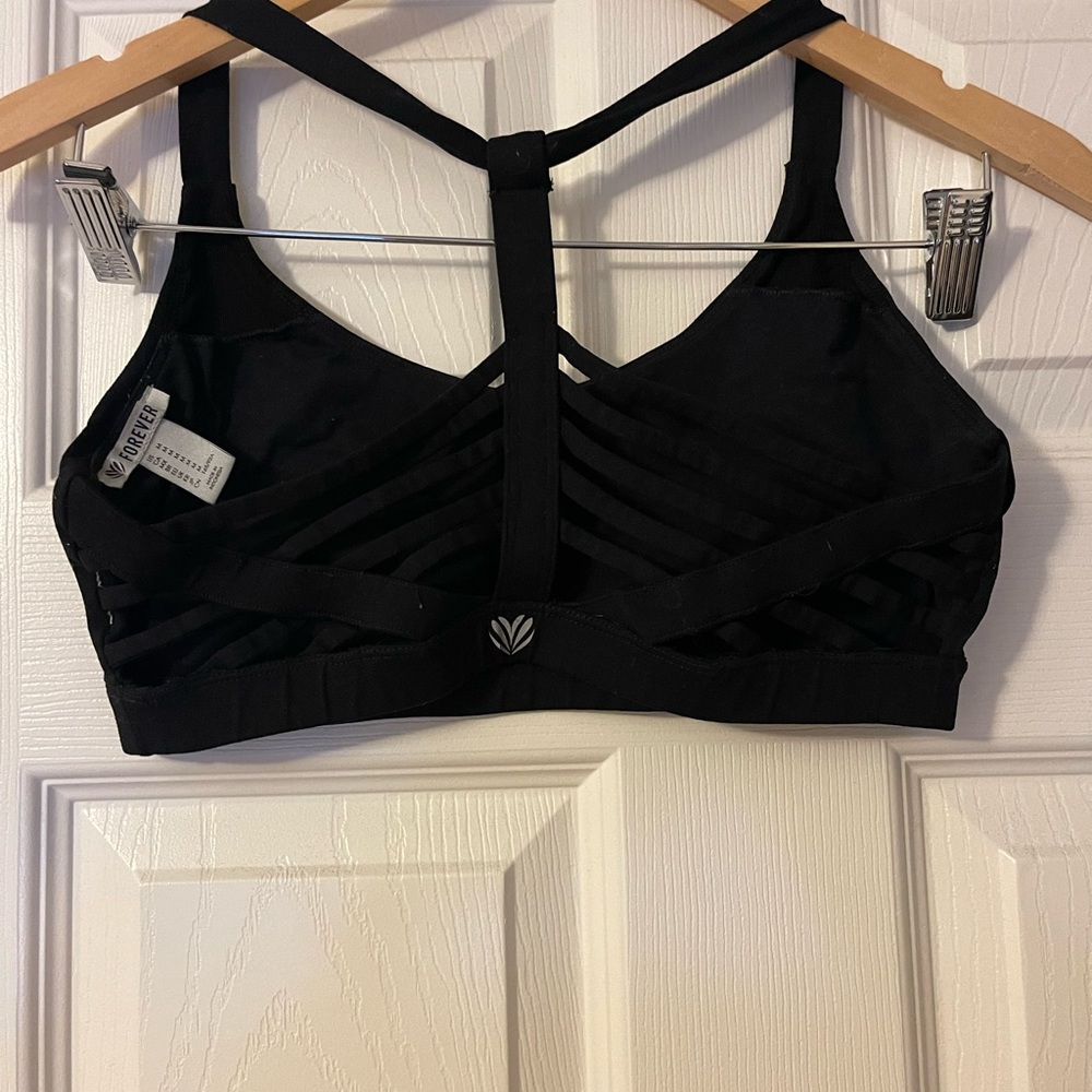 Workout Tops - Picture 4 of 8